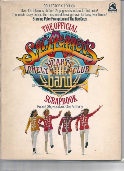 OFFICIAL SGT. PEPPERS LONELY HEARTS CLUB BAND SCRAPBOOK # 1, 4.5 VG +
