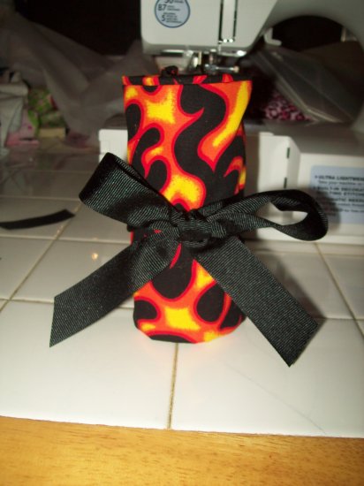 Too Hot - 16 count Crayon Roll