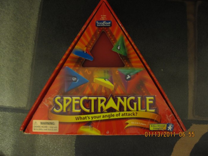 Spectrangle board game Complete