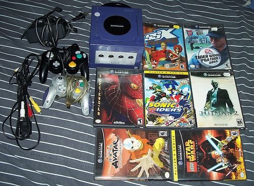 NINTENDO GAME CUBE SYSTEM LOT + 2 CONTROLLERS + 7 GAMES