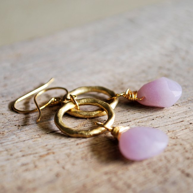 Organic form ring with briolette lavender jade