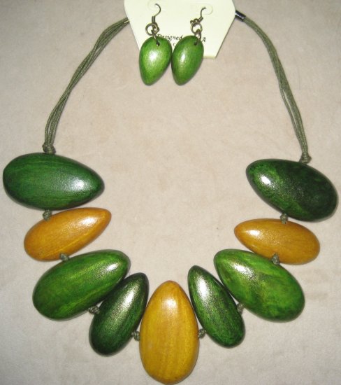 Statement Necklace with Earrings