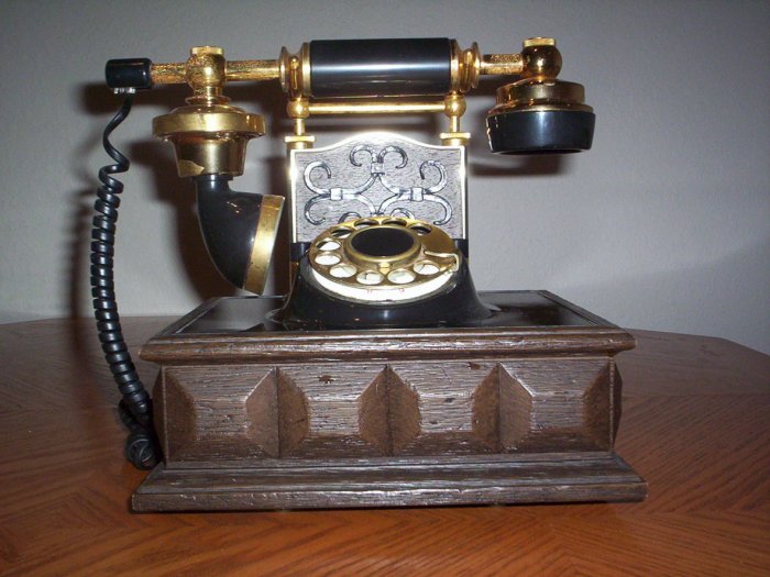 Vintage Western Electric Telephone - Working