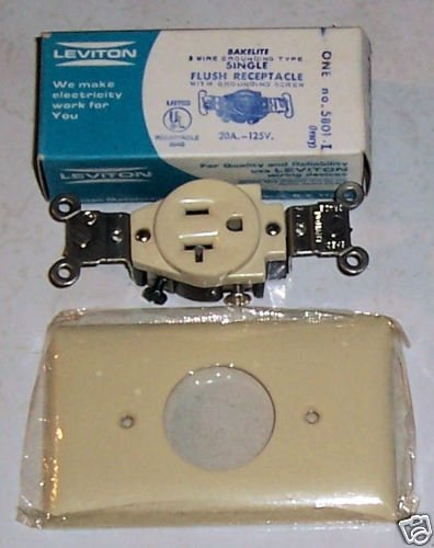 Leviton Single Flush Receptacle w/Cover Ivory 20amp 125