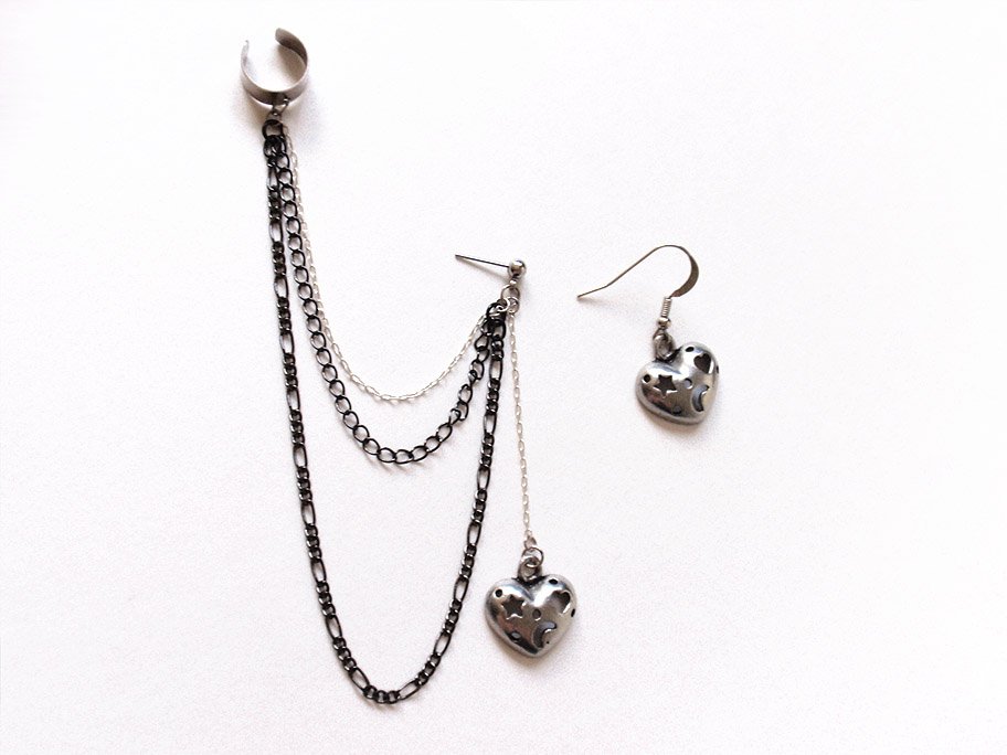 Gray Heart Cuff Earrings