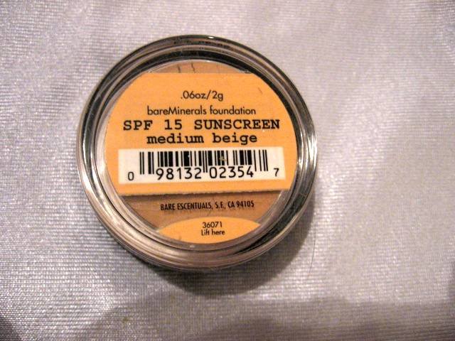 Bare Escentuals Minerals MEDIUM BEIGE FOUNDATION W/SIFTER 2g