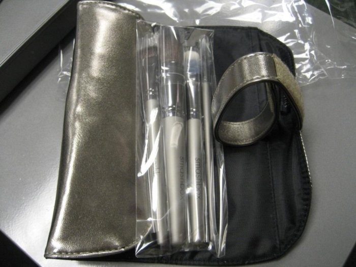 SMASHBOX Holly's Master Class Brush Set and Roll Up Bag