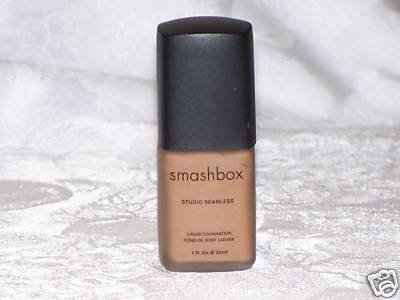 Smashbox STUDIO SEAMLESS LIQUID FOUNDATION Deep TAN 5.5