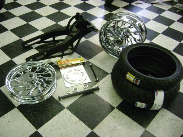 CBR 1000RR 240 TIRE KIT BLACK ARM CHROME WHEELS