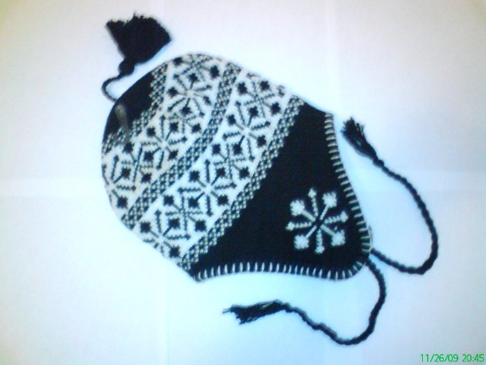 Black Snowflake Ski Snowboard Knit Earflap Beanie Cap