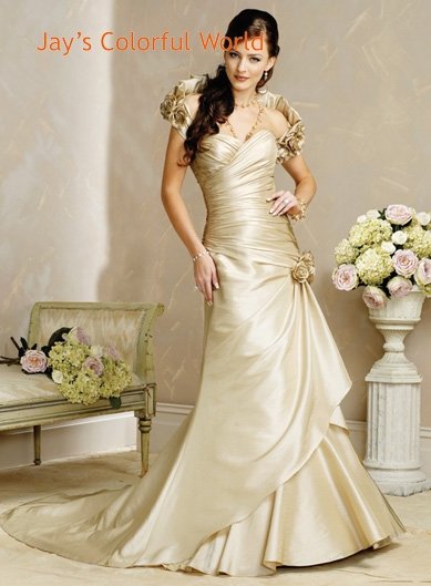V-neckline Wedding Dress Bridal Gown