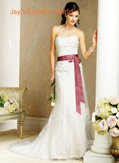 Sweetheart Neckline Strapless Appliques Tuller Wedding Dress Bridal Gown