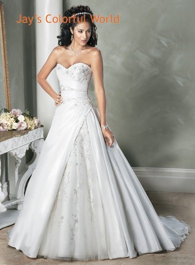 Custom made V-neckline Strapless Embroidery Beading Wedding Dress Bridal Gown