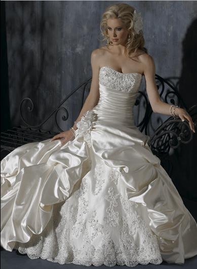 Ball Scoop Neckline Strapless Appliqued Beaded Taffeta Custom-made Wedding Dress