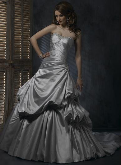 Sweetheart Neckline Strapless Lace-up Taffeta Custom made Wedding Dress
