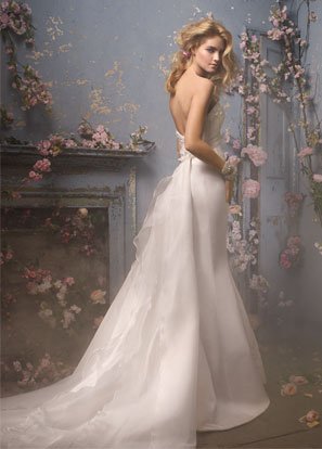 Sweetheart Backless Detachable Organza Train Wedding Dress Bridal Gown