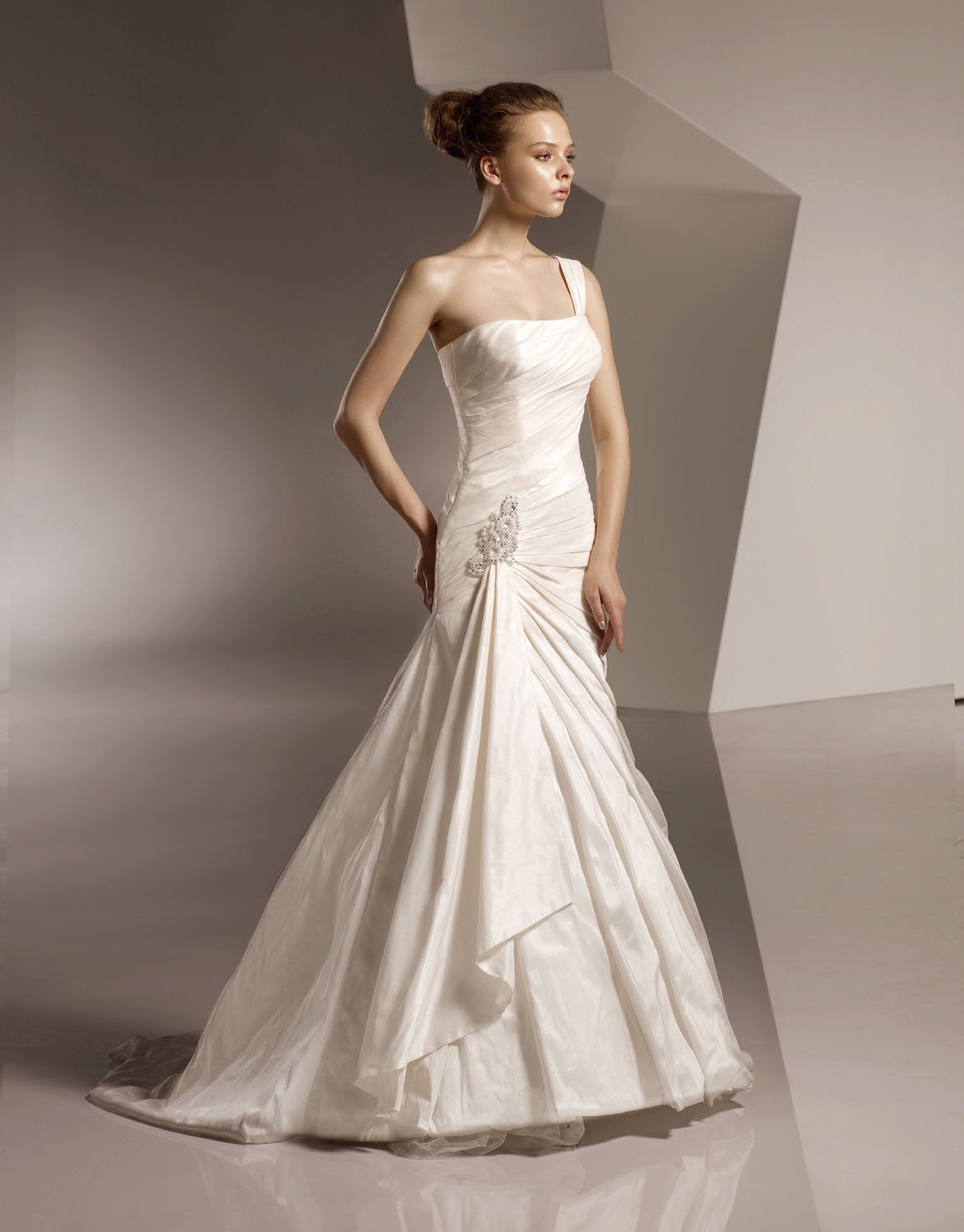 One-shoulder Taffeta Wedding Dress Bridal Gown