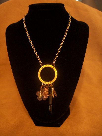 Oval Pendant Necklace