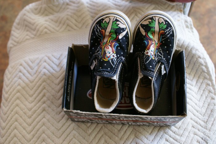 vans classic slip-ons toddler size 6 fairy shoes