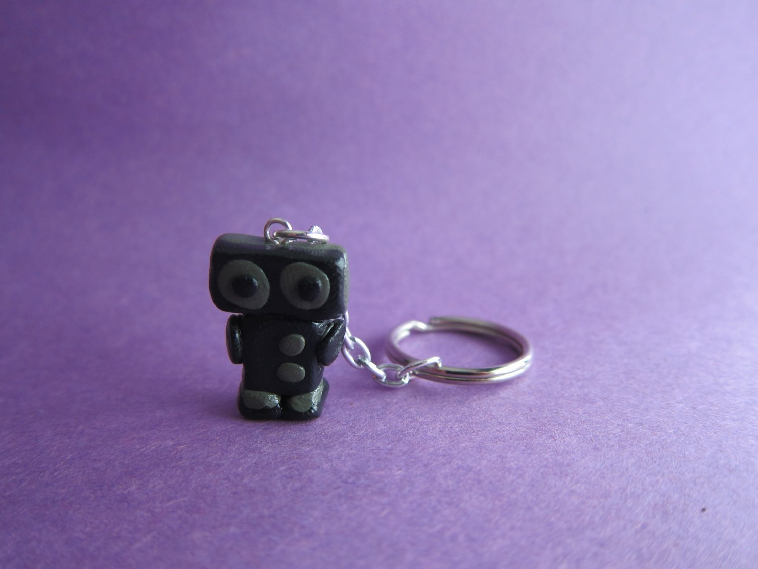 Black/Gray Robot
