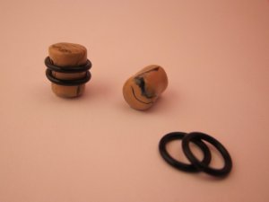 Twisted Black Plug