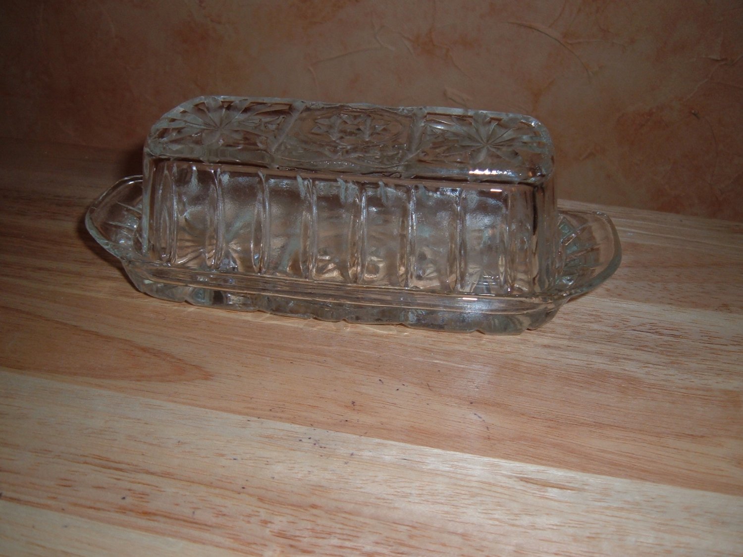 Hocking butter dish