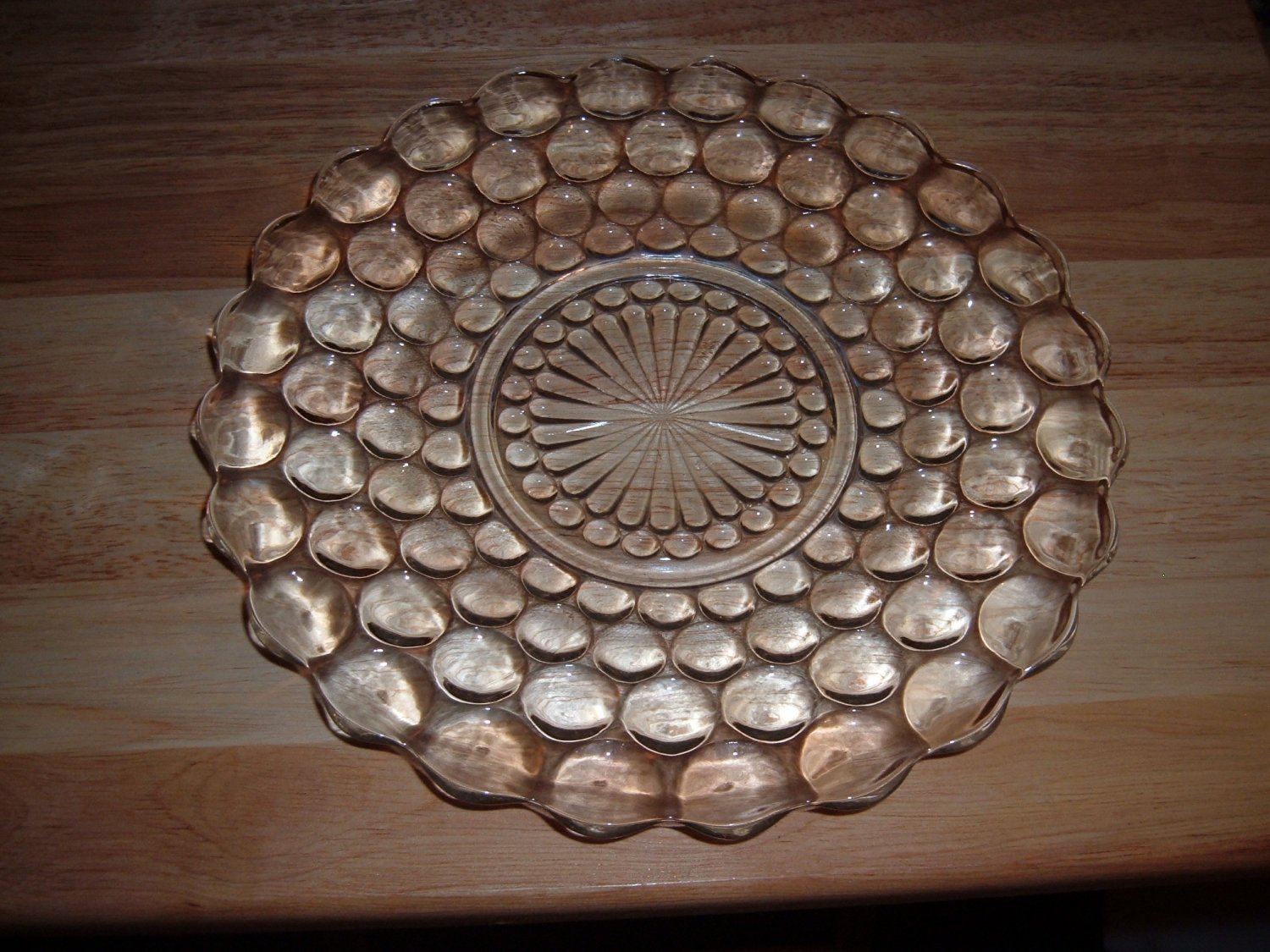 Hocking Bubble Plate