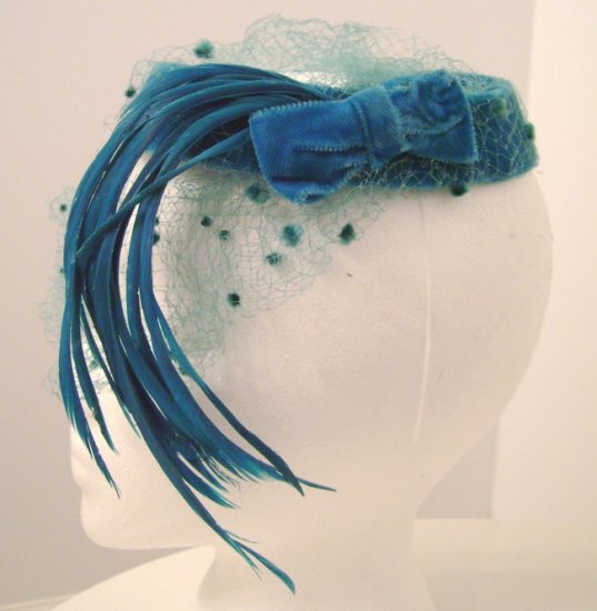 Vintage Hat Turquoise Velvet Net