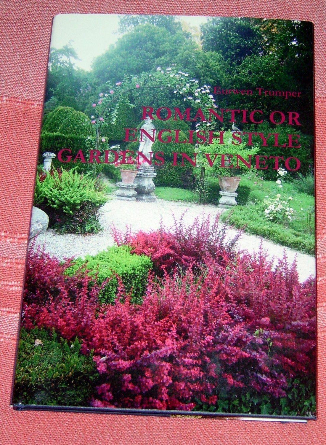 Book titled "Romantic or English style gardens in Veneto"
