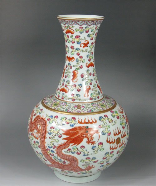 QING DYNASTY FAMILLE ROSE FLASK VASE #P2544