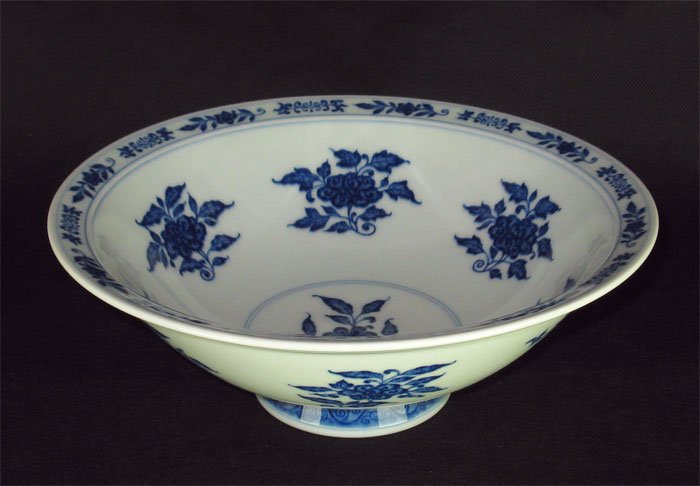 QING DYNASTY BLUE AND WHITE PORCELAIN BOWL #P2352