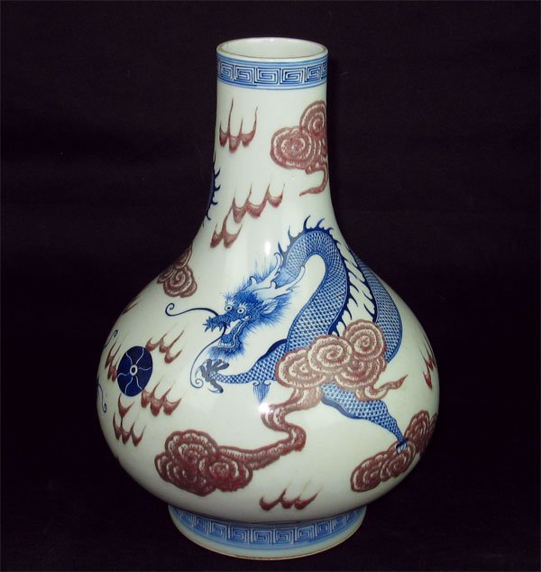 QING DYNASTY WITH BLUE & WHITE FLASK VASE #P2217