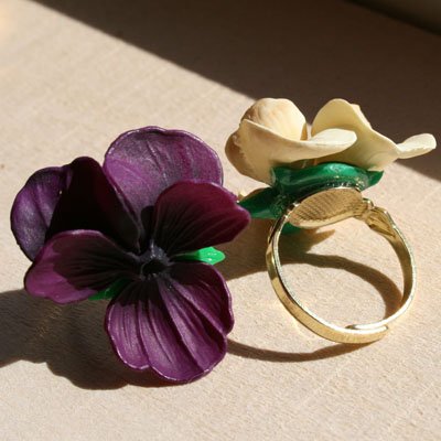Pansy Ring - Purple