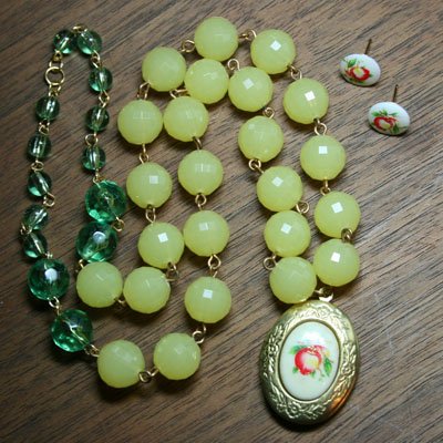 Vintage Peach Tree Locket Set