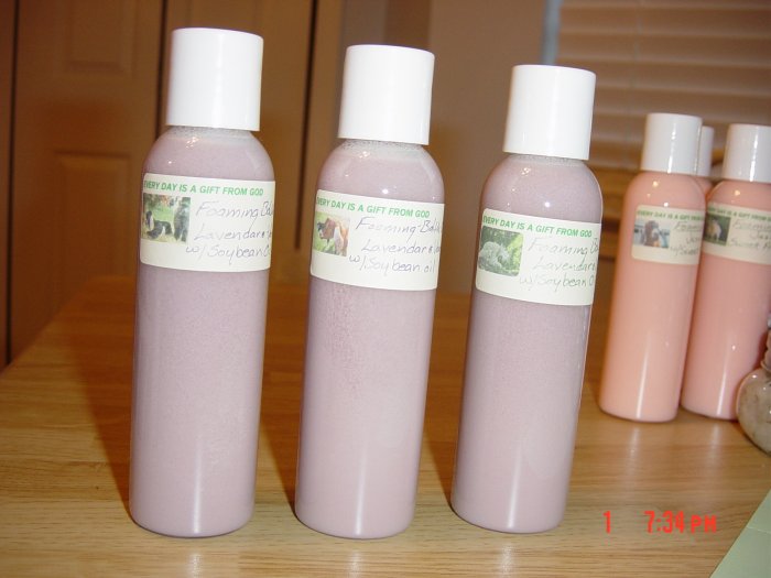 LAVENDAR AND VANILLA FOAMING BATH OIL - 4 oz. Bottle