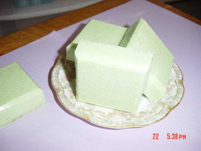 TEA AND LEMON HANDMADE SOAP - 4 oz. Bath bars