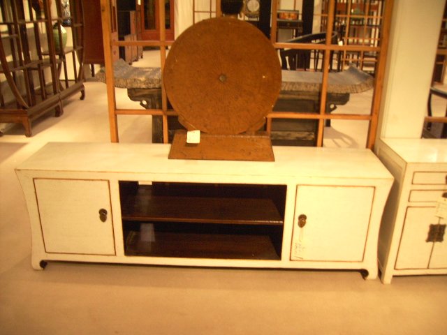 Imperial Living Ming Console with 2 cabinet for Plasma and LCD TV