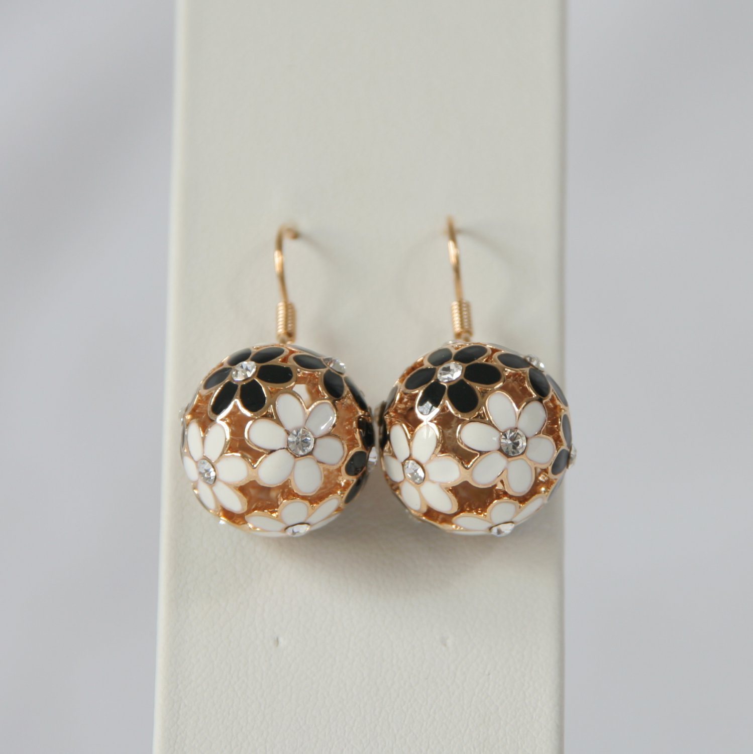earring