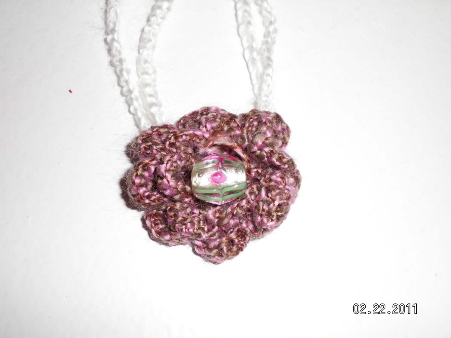 Mauve & White Choker