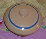 Vintage McCoy Pottery Casserole with Lid