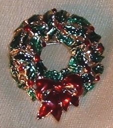 Vintage Monet Christmas Wreath Pin, Brooch