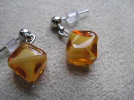 Gold Diamond-shaped Earrings