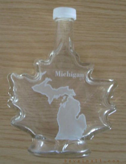 MICHIGAN Maple Leaf Shaped Bottle MAPLE SYRUP Free Shipping