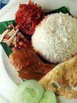 Nasi Lemak Telur Goreng