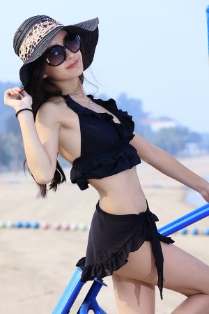 Woman Sexy Bikini swimwear in Black 3pies S/ M/L