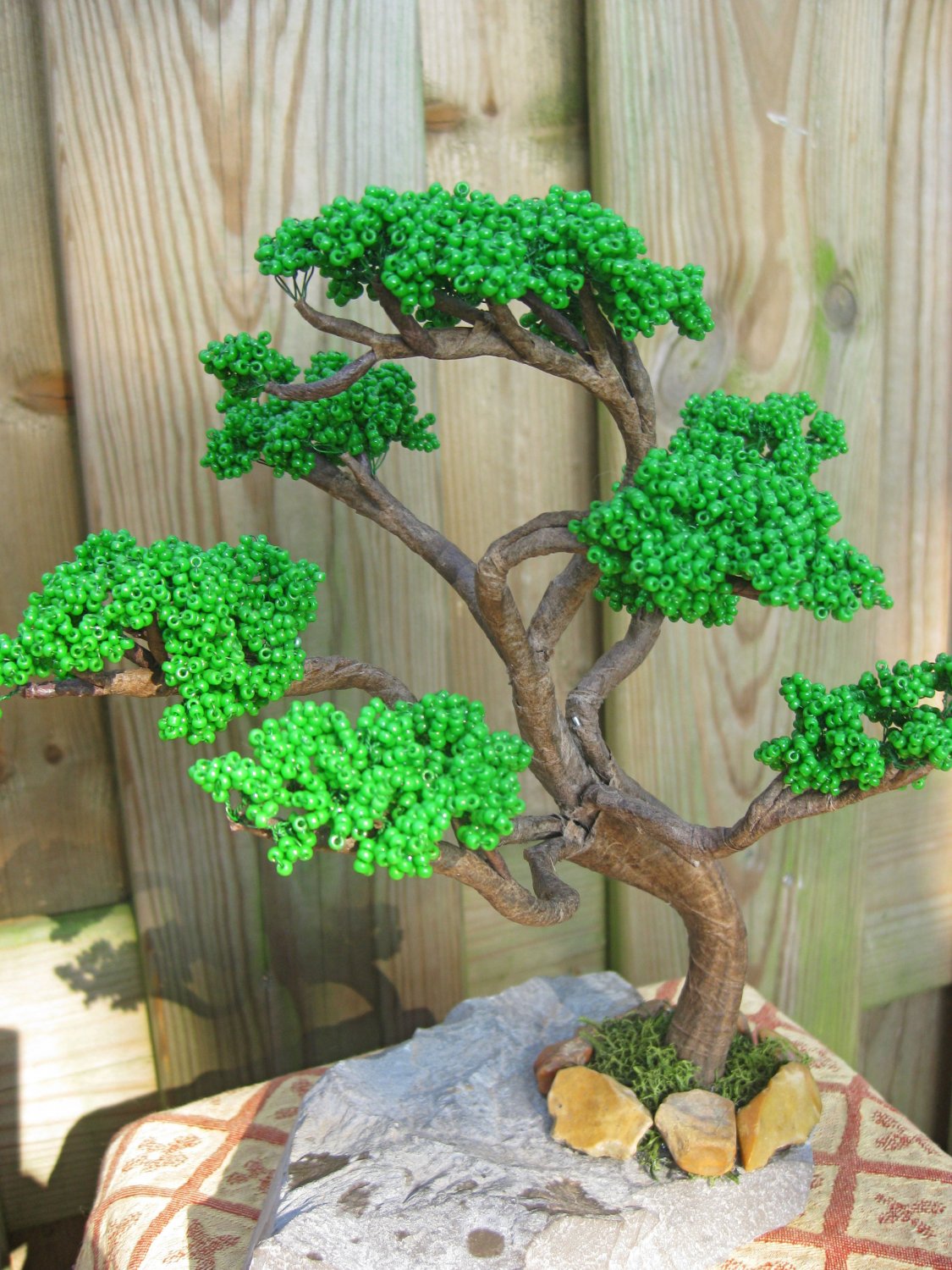 Beaded tree, green