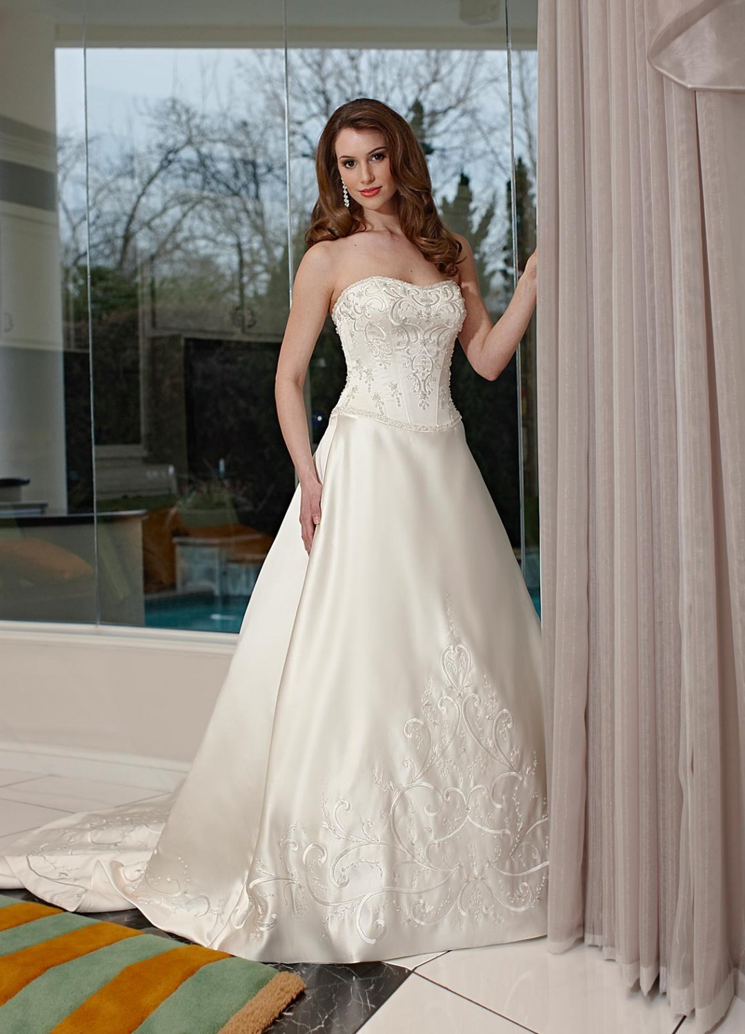 Free shipping the latest one strap swarovski wedding dresses EC342