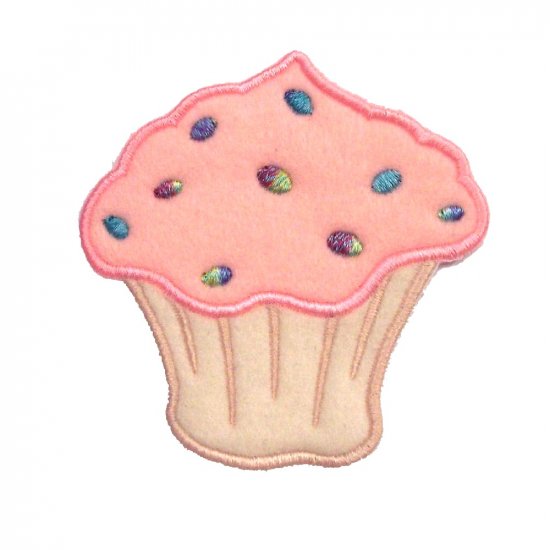 EMBROIDERED CUPCAKE IRON ON PATCH