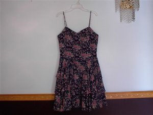 Women's 9/10 Blue Dress with Tiny Pink Roses