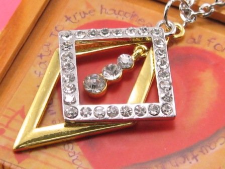 SN074 Crystal Diamond Shape Silver Pendant Necklace Best Gift Idea